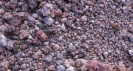 Vulkanski pepeo i gromade