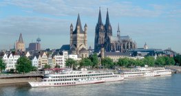 Köln na rijeci Rajni (Njemačka)
