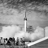 Prva raketa lansirana iz Cape Canaverala: Bumper-8