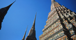 Tornjevi kompleksa budističkih hramova, Wat Pho