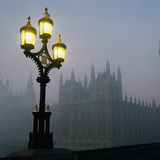 Westminsterska palača u magli, London