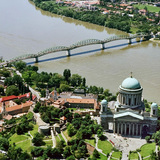 Pogled na baziliku u Esztergomu, Mađarska