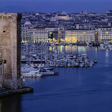 Pogled na Marseille s mora