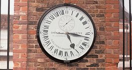 Shepherd Gate Clock prikazuje Greenwich Mean Time