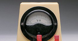 Voltmetar